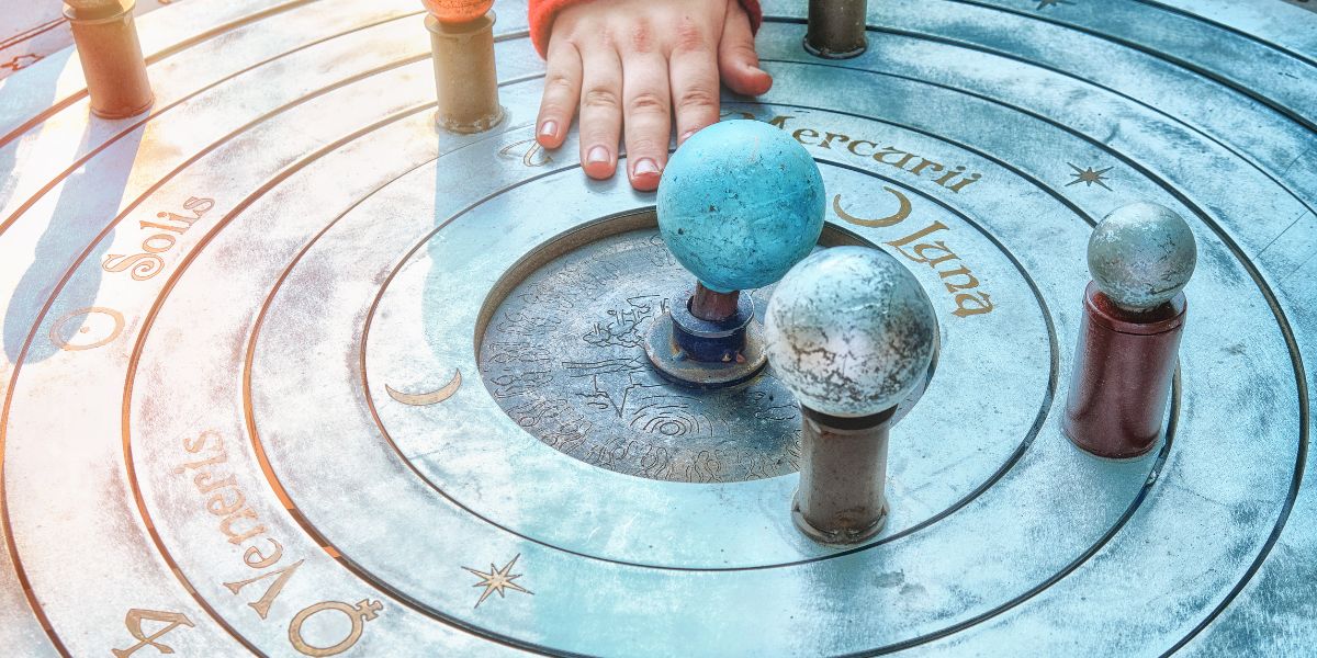 Etapa de cambios relacionadas a los tránsitos de Urano, Neptuno y Plutón al Sol natal 2023-2025